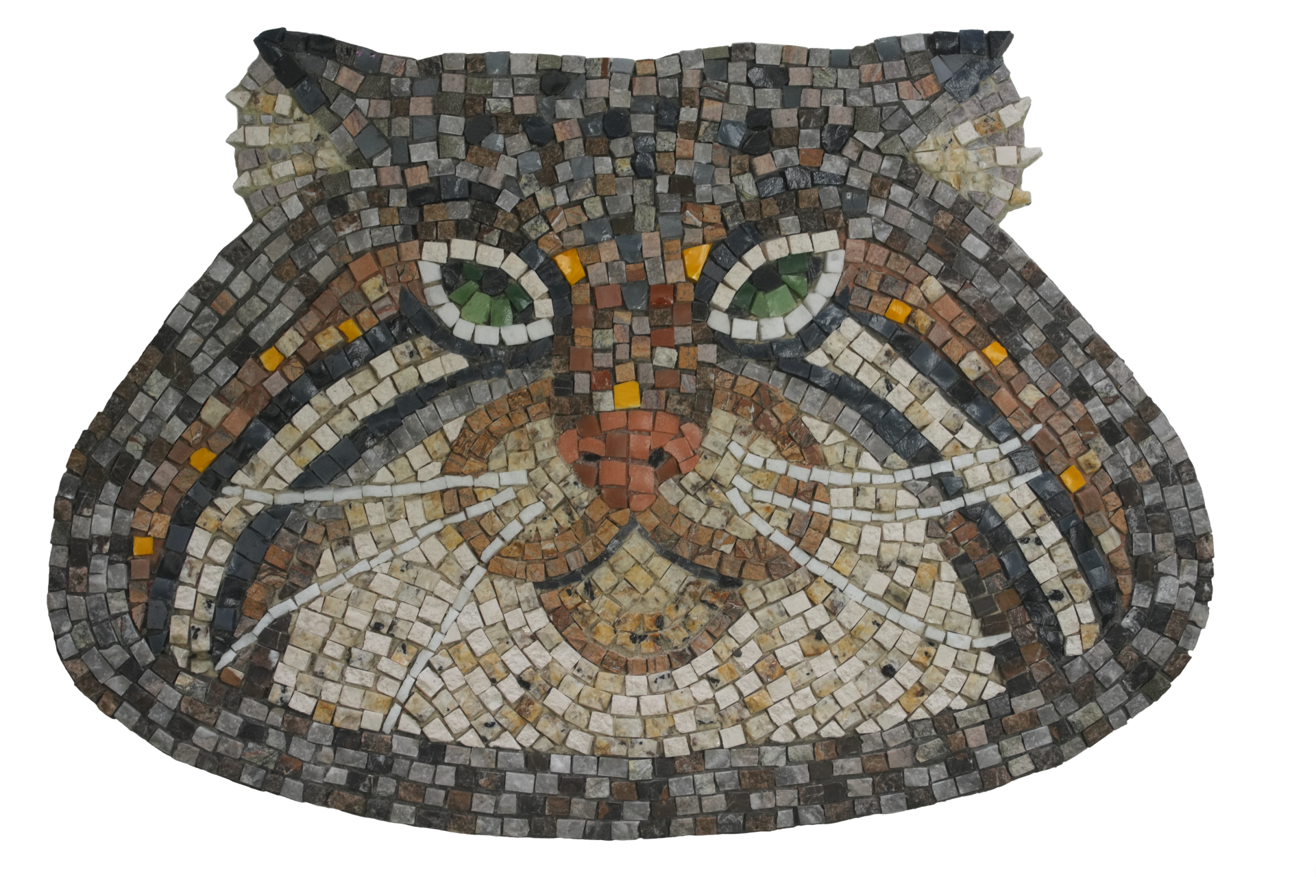 Манул. Мрамор, смальта, цемент.